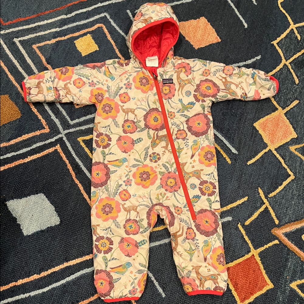 Patagonia Reversible Puff-Ball Bunting (12-18 months)